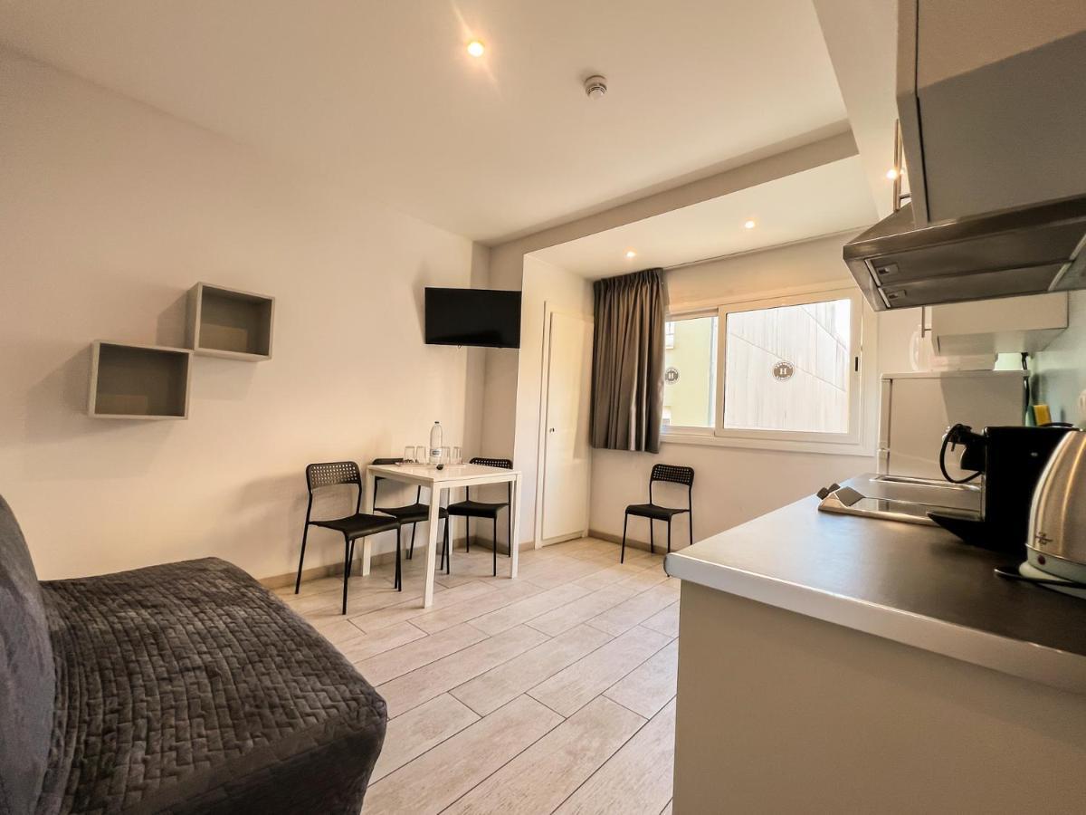 Apartamentos Comfort Καλέλα Εξωτερικό φωτογραφία