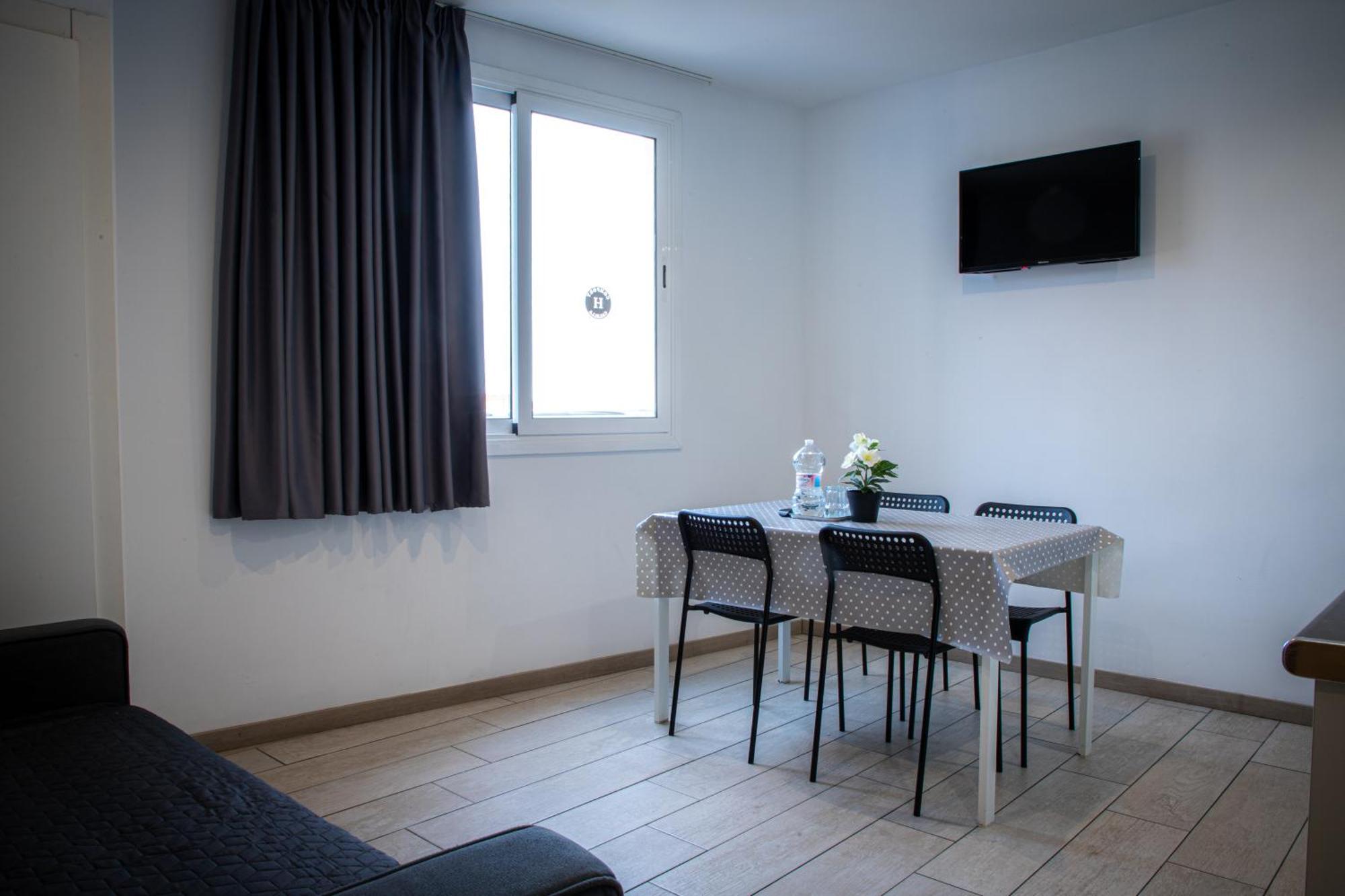 Apartamentos Comfort Καλέλα Εξωτερικό φωτογραφία